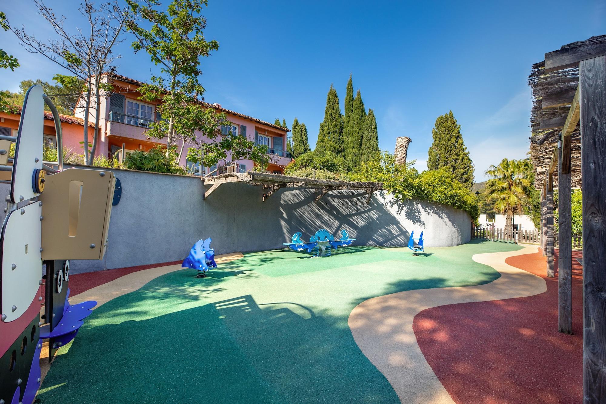 Sowell Family Riviera 4*